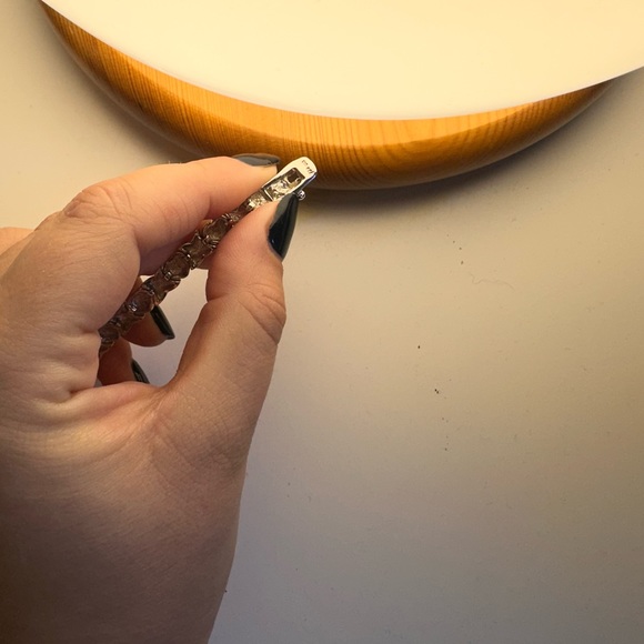 Sterling Silver heart bracelet. 7 inches. Never worn! - Picture 3 of 5